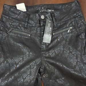 New York & Company Black Patterned Jeggings